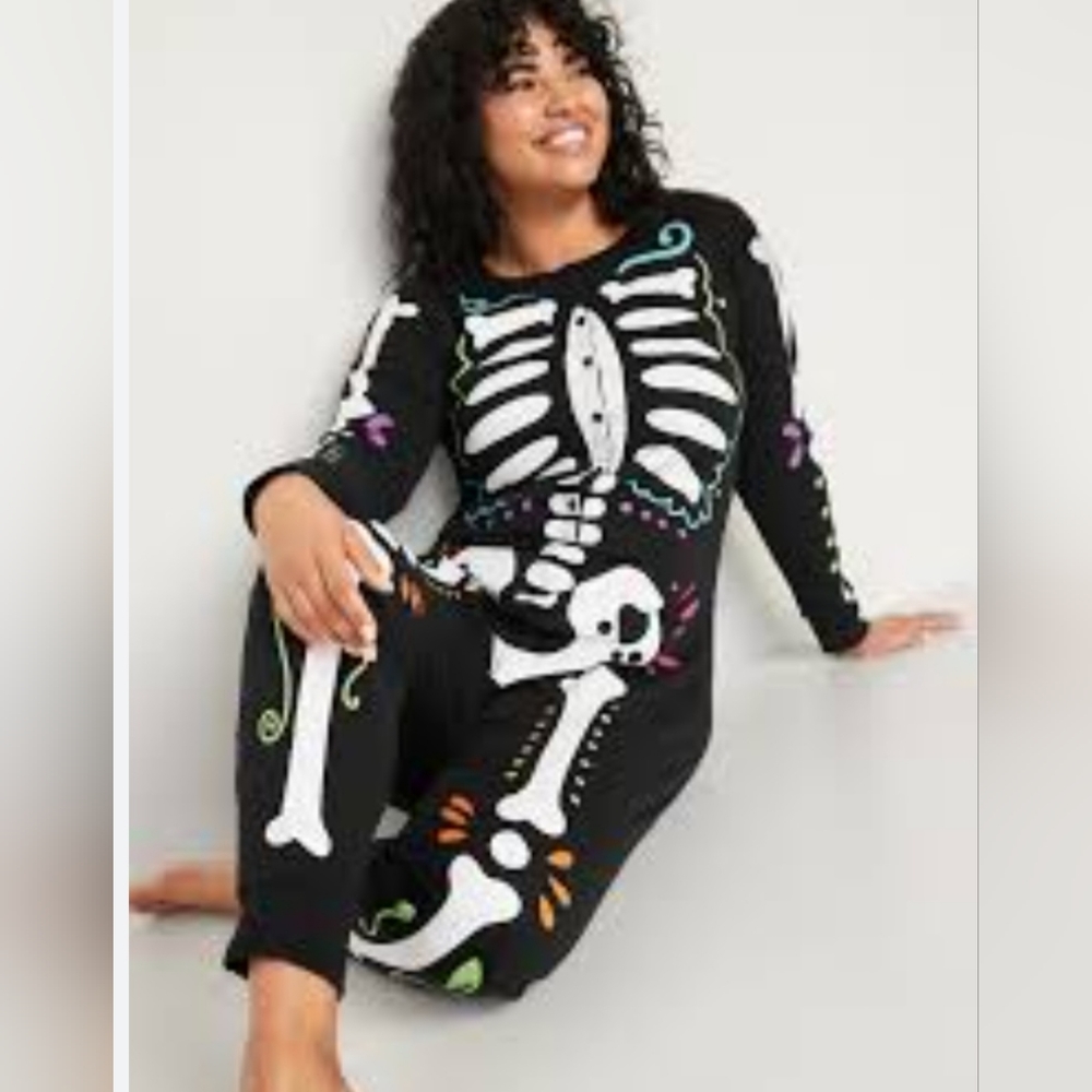 Unisex, Old Navy, 'Day of the Dead' onies, pajamas, Large & a small